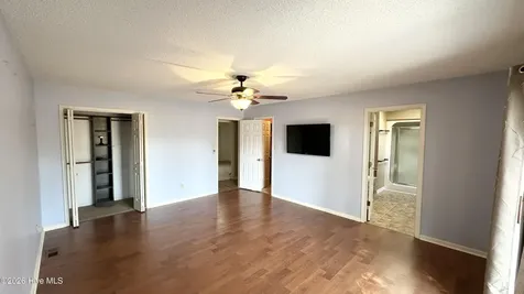1935 Caracara Drive New Bern NC 28560
