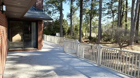 1935 Caracara Drive New Bern NC 28560