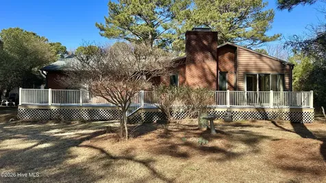 1935 Caracara Drive New Bern NC 28560