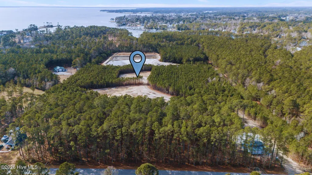 1750 White Farm Road Oriental NC 28571