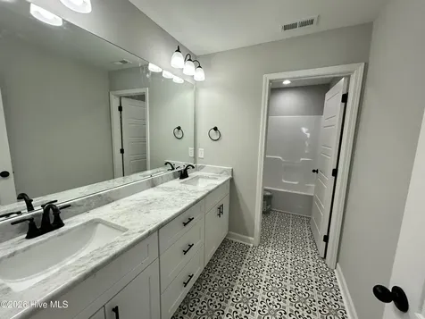 3763 Huntcliff Drive La Grange NC 28551