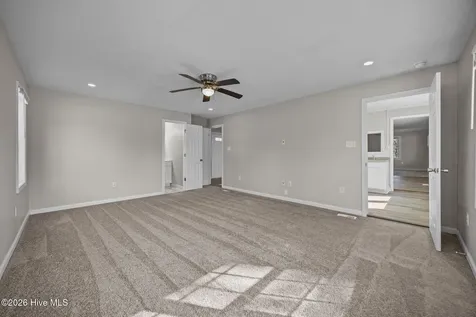 21 East Drive Jacksonville NC 28546