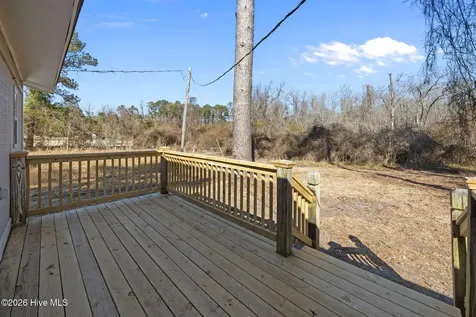 21 East Drive Jacksonville NC 28546