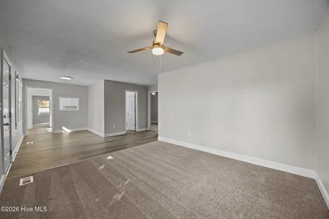 21 East Drive Jacksonville NC 28546