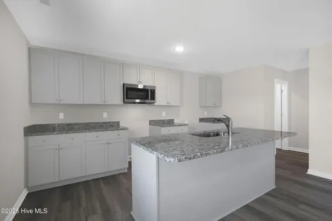 80 Coachman Lane Autryville NC 28318
