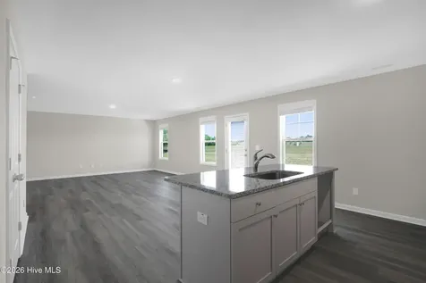 80 Coachman Lane Autryville NC 28318
