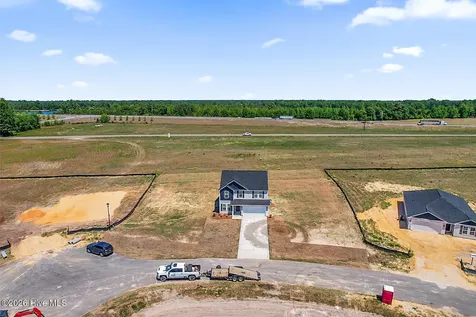 80 Coachman Lane Autryville NC 28318