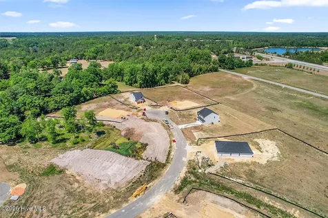 80 Coachman Lane Autryville NC 28318