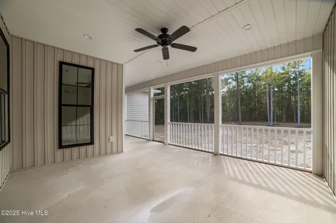467 Eagle Trace Drive Blounts Creek NC 27814