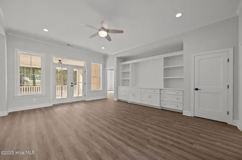 467 Eagle Trace Drive Blounts Creek NC 27814