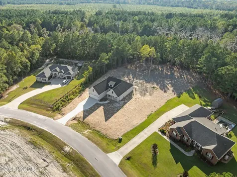 467 Eagle Trace Drive Blounts Creek NC 27814