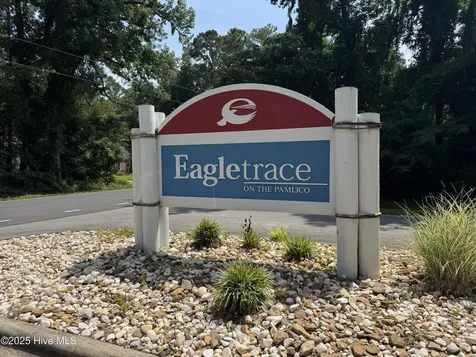 467 Eagle Trace Drive Blounts Creek NC 27814