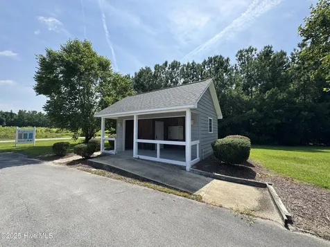 467 Eagle Trace Drive Blounts Creek NC 27814