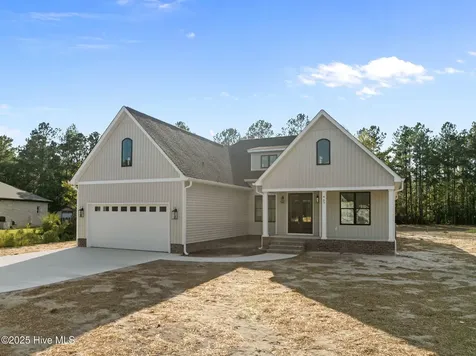 467 Eagle Trace Drive Blounts Creek NC 27814