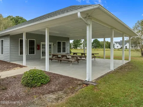 467 Eagle Trace Drive Blounts Creek NC 27814
