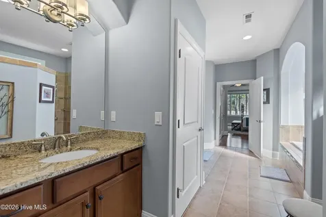 4165 Wyndmere Drive Southport NC 28461