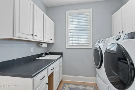 4165 Wyndmere Drive Southport NC 28461
