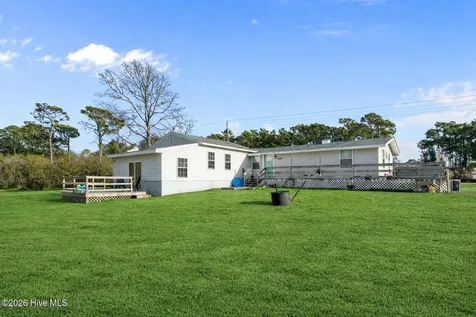1768 Highway 24 Newport NC 28570
