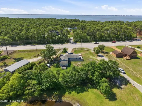 1768 Highway 24 Newport NC 28570