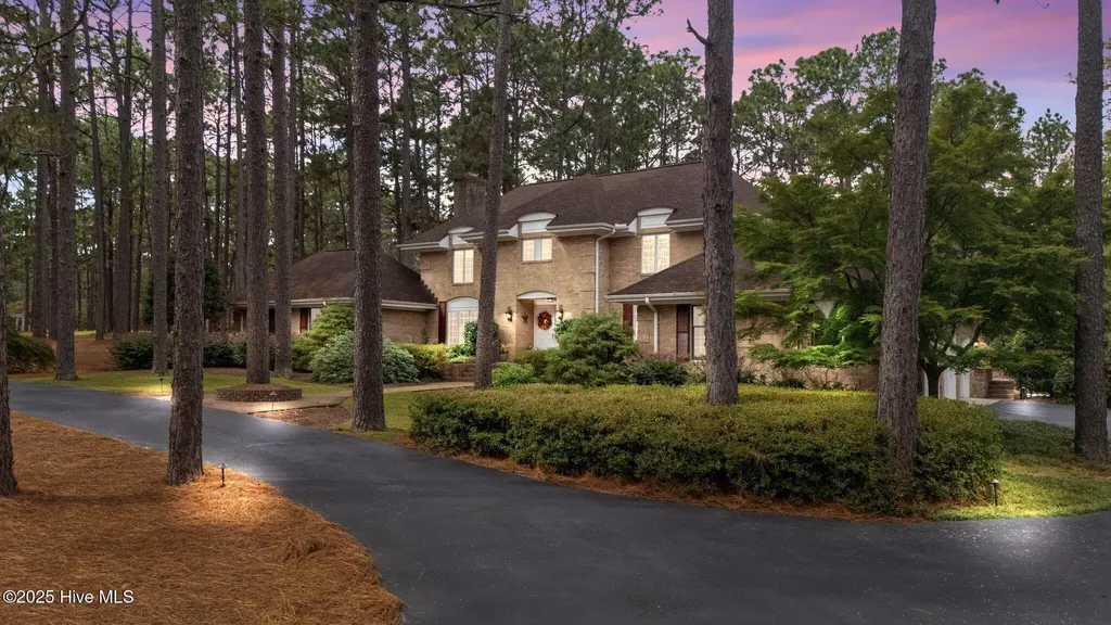 35 Lake Dornoch Drive Pinehurst NC 28374