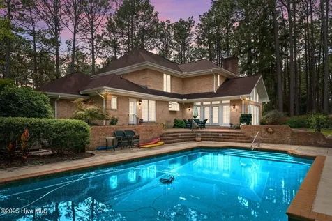 35 Lake Dornoch Drive Pinehurst NC 28374