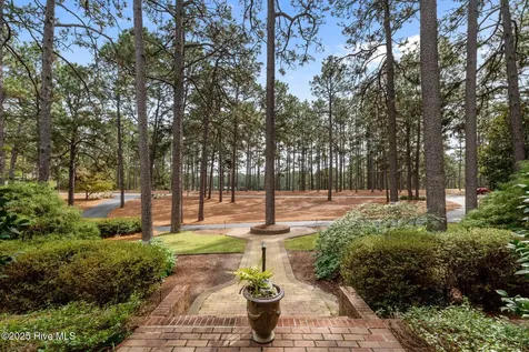 35 Lake Dornoch Drive Pinehurst NC 28374
