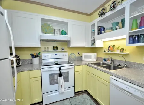 240 W Second Street Ocean Isle Beach NC 28469