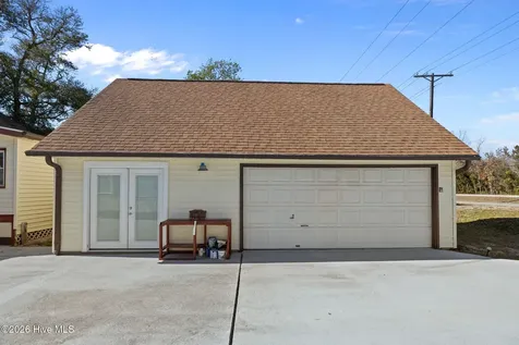 131 Purdie Drive Emerald Isle NC 28594