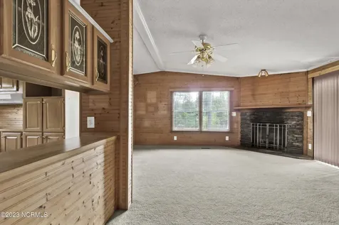 8 Scotts Hill Loop Road Wilmington NC 28411