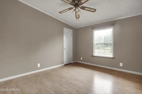 8 Scotts Hill Loop Road Wilmington NC 28411
