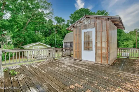8 Scotts Hill Loop Road Wilmington NC 28411