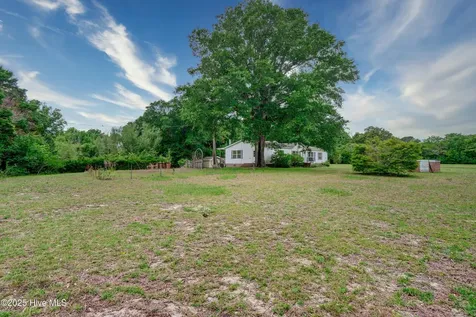 8 Scotts Hill Loop Road Wilmington NC 28411