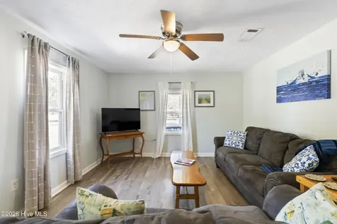 552 Tar Landing Road Holly Ridge NC 28445