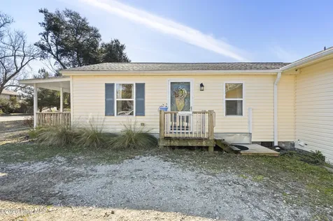 552 Tar Landing Road Holly Ridge NC 28445
