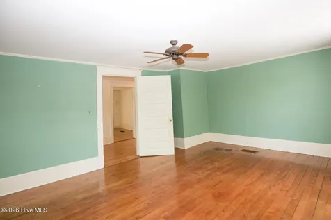 303 Mcreynolds Street Carthage NC 28327