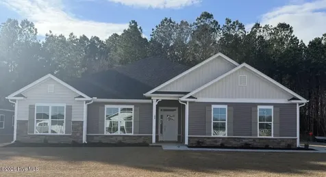 199 Seashore Street Grimesland NC 27837