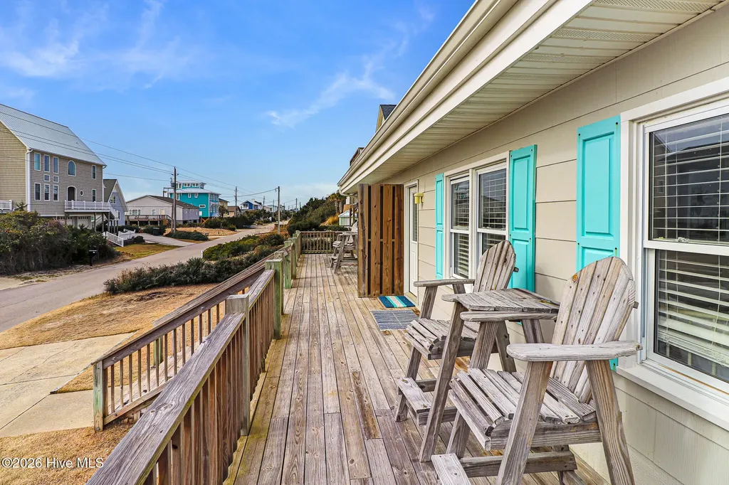 902 Ocean Drive Emerald Isle NC 28594