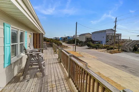 902 Ocean Drive Emerald Isle NC 28594