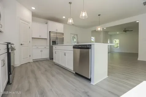 144 Bobwhite Circle Cape Carteret NC 28584