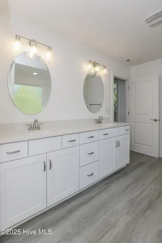 144 Bobwhite Circle Cape Carteret NC 28584