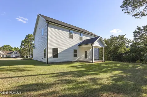 144 Bobwhite Circle Cape Carteret NC 28584