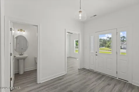 144 Bobwhite Circle Cape Carteret NC 28584