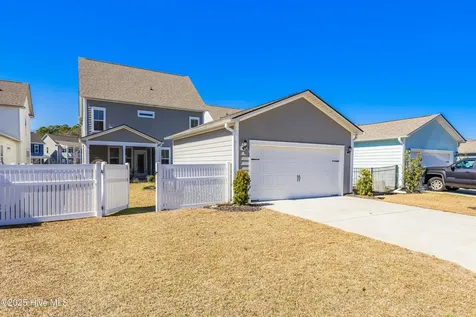9096 Village Lake Drive SW Calabash NC 28467