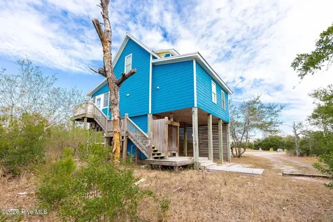 105 Sandy Landing Road Cedar Island NC 28520