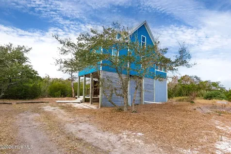 105 Sandy Landing Road Cedar Island NC 28520