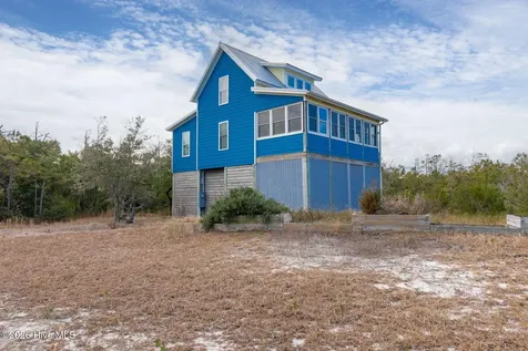 105 Sandy Landing Road Cedar Island NC 28520