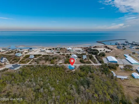 105 Sandy Landing Road Cedar Island NC 28520
