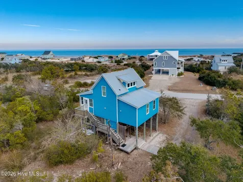 105 Sandy Landing Road Cedar Island NC 28520