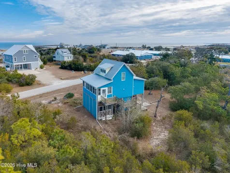 105 Sandy Landing Road Cedar Island NC 28520