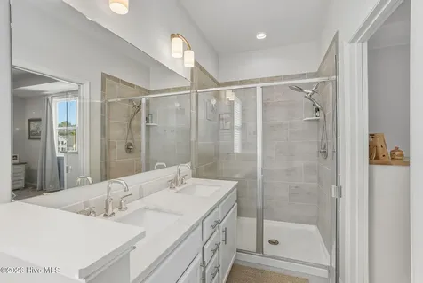 123 Whimbrel Way Beaufort NC 28516